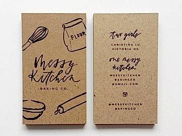 На крафтовой бумаге