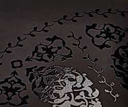 Что такое УФ-лакирование и для чего его применяют в полиграфии?